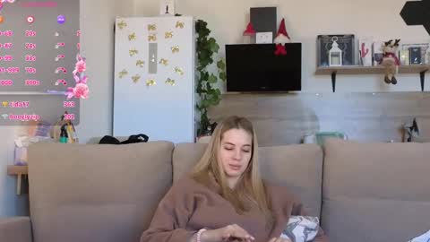 Snapshot of ms_foryou chatting on 01.22.25 Ms ForYOU online show from 01.22.25