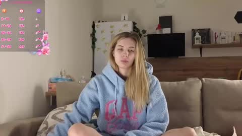 Snapshot of ms_foryou chatting on 02.19.25 Ms ForYOU online show from 02.19.25
