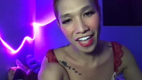 ms_maureenx69x online show from 10.26.25