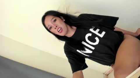 Snapshot of ms_selenaxx chatting on 12.16.24 selena online show from 12.16.24