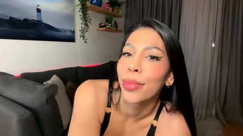 Lanna and Leo Reloaded  online show from 04.27.26