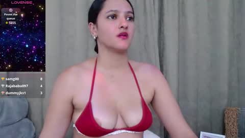 Snapshot of ms_valentina_01 chatting on 12.11.24 Valentina  online show from 12.11.24