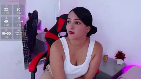 Snapshot of ms_valentina_01 chatting on 10.24.25 Valentina  online show from 10.24.25