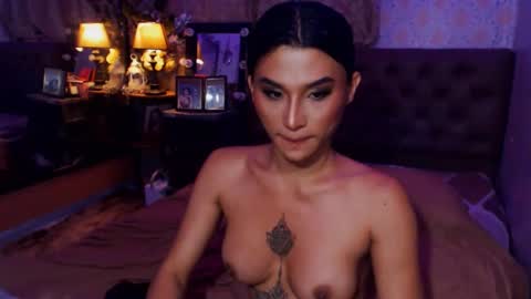 Snapshot of msasianbigcockts chatting on 01.12.25 Thea online show from 01.12.25
