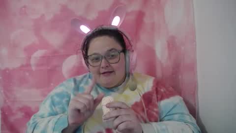 Snapshot of mscamirose15 chatting on 10.03.25 Ms. Cami Rose online show from 10.03.25