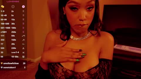 Snapshot of mschanelcarter chatting on 10.06.25 Chanel Carter online show from 10.06.25