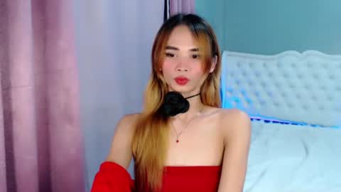 mscherry_ online show from 11.06.25