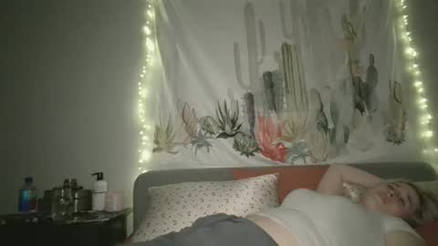 msclairewhatever online show from 12.05.25