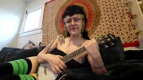 Snapshot of msharlequinn chatting on 07.07.26 Harley Quinn online show from 07.07.26