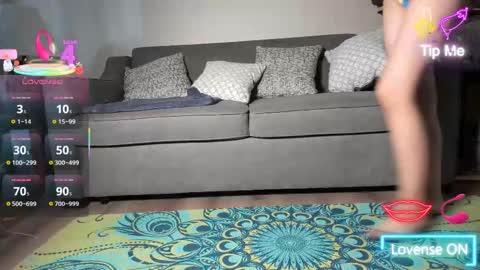 MsHebisBox online show from 02.25.25