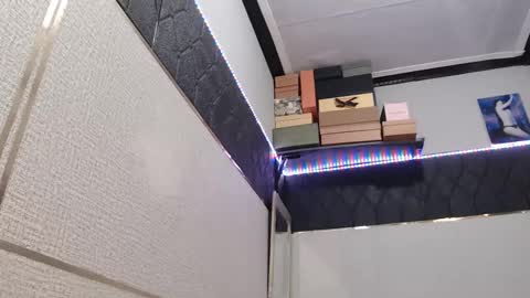 Snapshot of mskimts chatting on 01.13.25 mskimts online show from 01.13.25