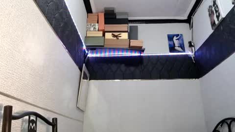 Snapshot of mskimts chatting on 03.09.25 mskimts online show from 03.09.25