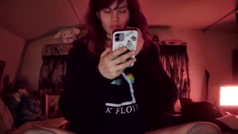 Mallow online show from 12.04.24