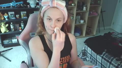 Mallow online show from 12.20.25