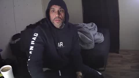 Muffdiver online show from 04.21.26