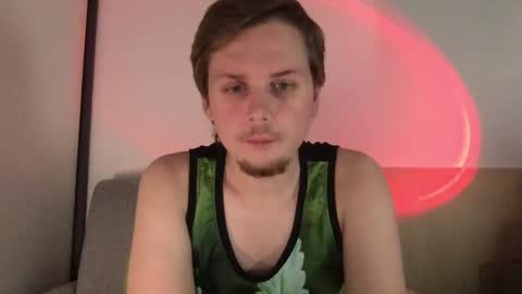 Snapshot of muffin__men chatting on 12.22.25 muffin men online show from 12.22.25