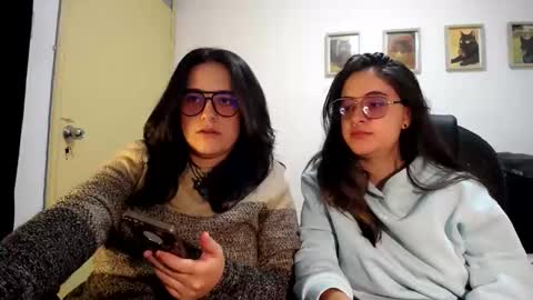 Dani and Alex online show from 10.04.25