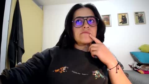 Dani and Alex online show from 10.10.25