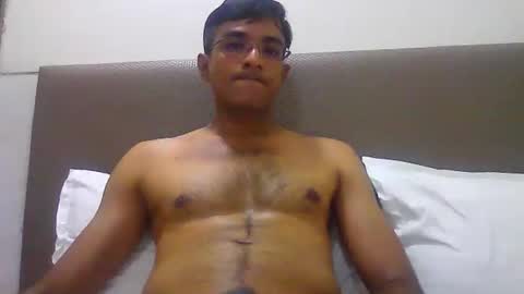 Snapshot of mumbaimonster8inch chatting on 10.03.25 rajesh engineer online show from 10.03.25