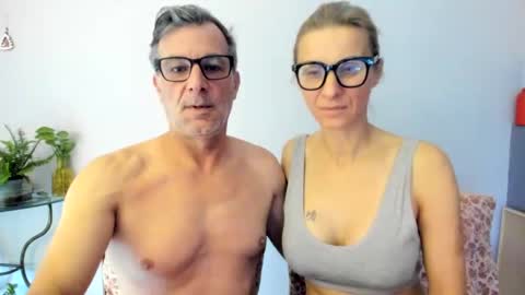 LOVELY JULIA  Peter DAY online show from 12.06.24
