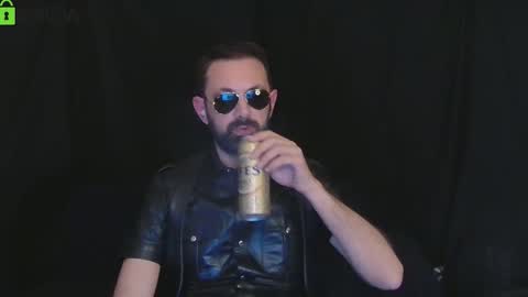 Snapshot of muratturkei chatting on 10.11.25 MasterBros online show from 10.11.25