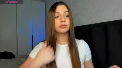 Kaya online show from 10.30.25