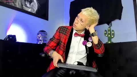 Snapshot of murdok_21 chatting on 09.11.25 Murdok 21 online show from 09.11.25