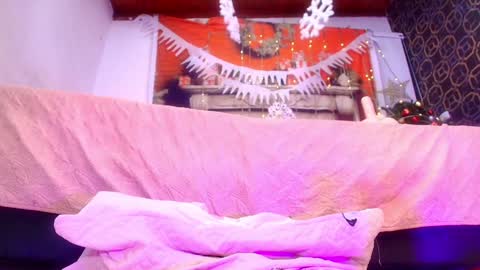 Snapshot of muriel_belovv chatting on 12.18.24 Tell me Sofi online show from 12.18.24