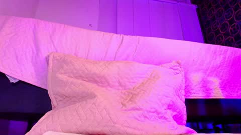 Snapshot of muriel_belovv chatting on 01.16.25 Tell me Sofi online show from 01.16.25