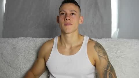 muscle_king_cum online show from 11.04.25