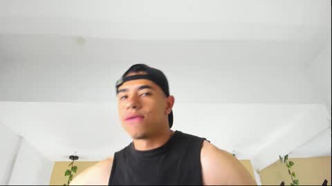 muscle scott online show from 10.19.25