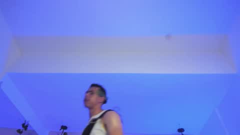 muscle scott online show from 10.31.25