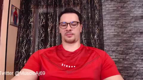 Snapshot of muscleaj69 chatting on 01.19.25 AJ online show from 01.19.25