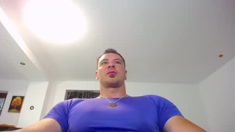 AJ online show from 08.04.26