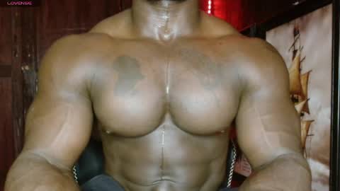 musclegod23 online show from 05.21.26