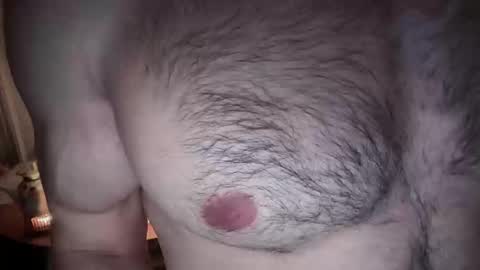Snapshot of musclehair3 chatting on 12.17.24 musclehair3 online show from 12.17.24
