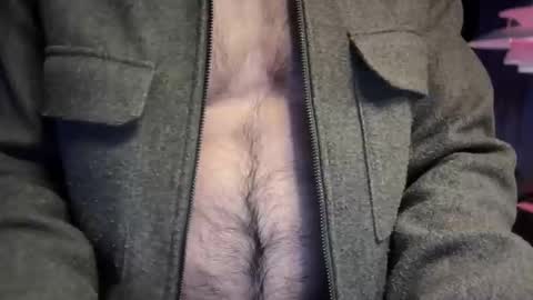 Snapshot of musclehair3 chatting on 12.24.24 musclehair3 online show from 12.24.24