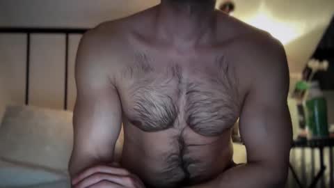 Snapshot of musclehair3 chatting on 01.17.25 musclehair3 online show from 01.17.25