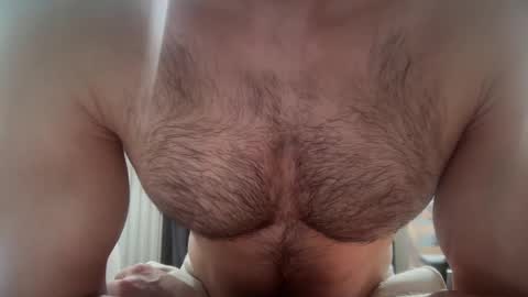 Snapshot of musclehair3 chatting on 02.10.25 musclehair3 online show from 02.10.25
