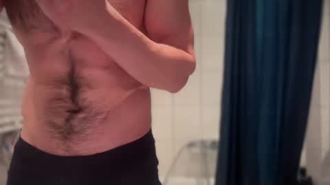 Snapshot of musclehair3 chatting on 02.22.25 musclehair3 online show from 02.22.25