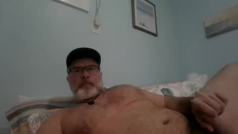 Snapshot of musclemeat41 chatting on 01.03.25 musclemeat41 online show from 01.03.25