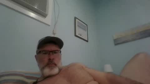 Snapshot of musclemeat41 chatting on 02.18.25 musclemeat41 online show from 02.18.25