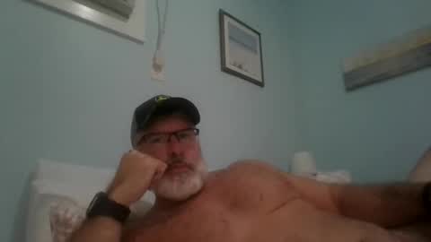 Snapshot of musclemeat41 chatting on 10.13.25 musclemeat41 online show from 10.13.25