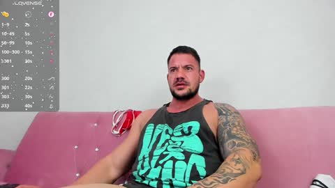 Snapshot of musclemonster31 chatting on 12.21.24 MuscleMonster31 online show from 12.21.24