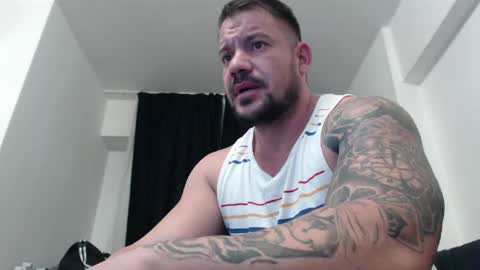 Snapshot of musclemonster31 chatting on 01.01.25 MuscleMonster31 online show from 01.01.25