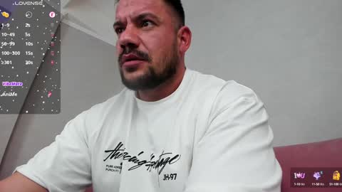 Snapshot of musclemonster31 chatting on 01.01.25 MuscleMonster31 online show from 01.01.25