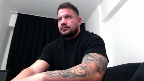 Snapshot of musclemonster31 chatting on 01.17.25 MuscleMonster31 online show from 01.17.25