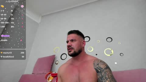 Snapshot of musclemonster31 chatting on 01.19.25 MuscleMonster31 online show from 01.19.25