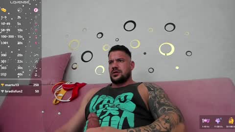 Snapshot of musclemonster31 chatting on 01.19.25 MuscleMonster31 online show from 01.19.25