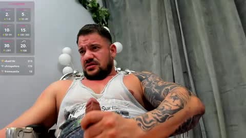 Snapshot of musclemonster31 chatting on 02.14.25 MuscleMonster31 online show from 02.14.25